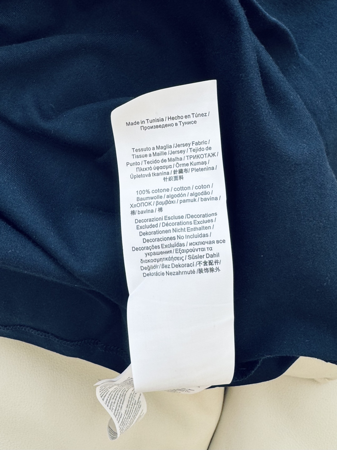 QG042#清仓特价‼️39S
max 家 重工刺绣钉珠 最新款 短袖T恤 黑色 SML