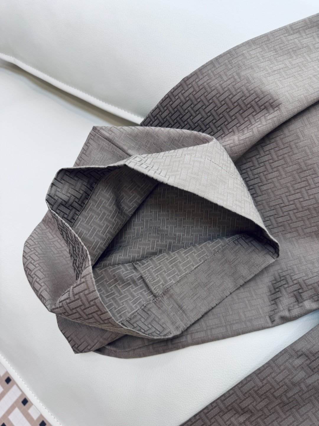 QGL011#新款裤子💕Hermes H家 爱马仕 H字母暗纹 阔腿长裤 燕麦咖色 黑色 36/38/4