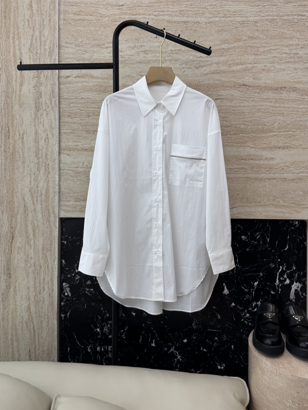 NO:326803,MY065# new shirt Bc chain clause long shirt 72 cotton long sleeve solid color shirt white SML,,shirts,alexander wang19860909MY065#新款衬衫 Bc 链条款 长款衬衫 72 棉 长袖纯色衬衫 白色 SML,,shirts,alexander wang,Women's clothing