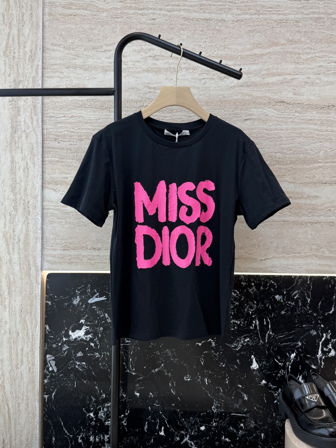 QG054#清仓特价‼️3/10/7
Dior  Miss 字母印花短袖 T恤 绿字 粉字 黄字 SML