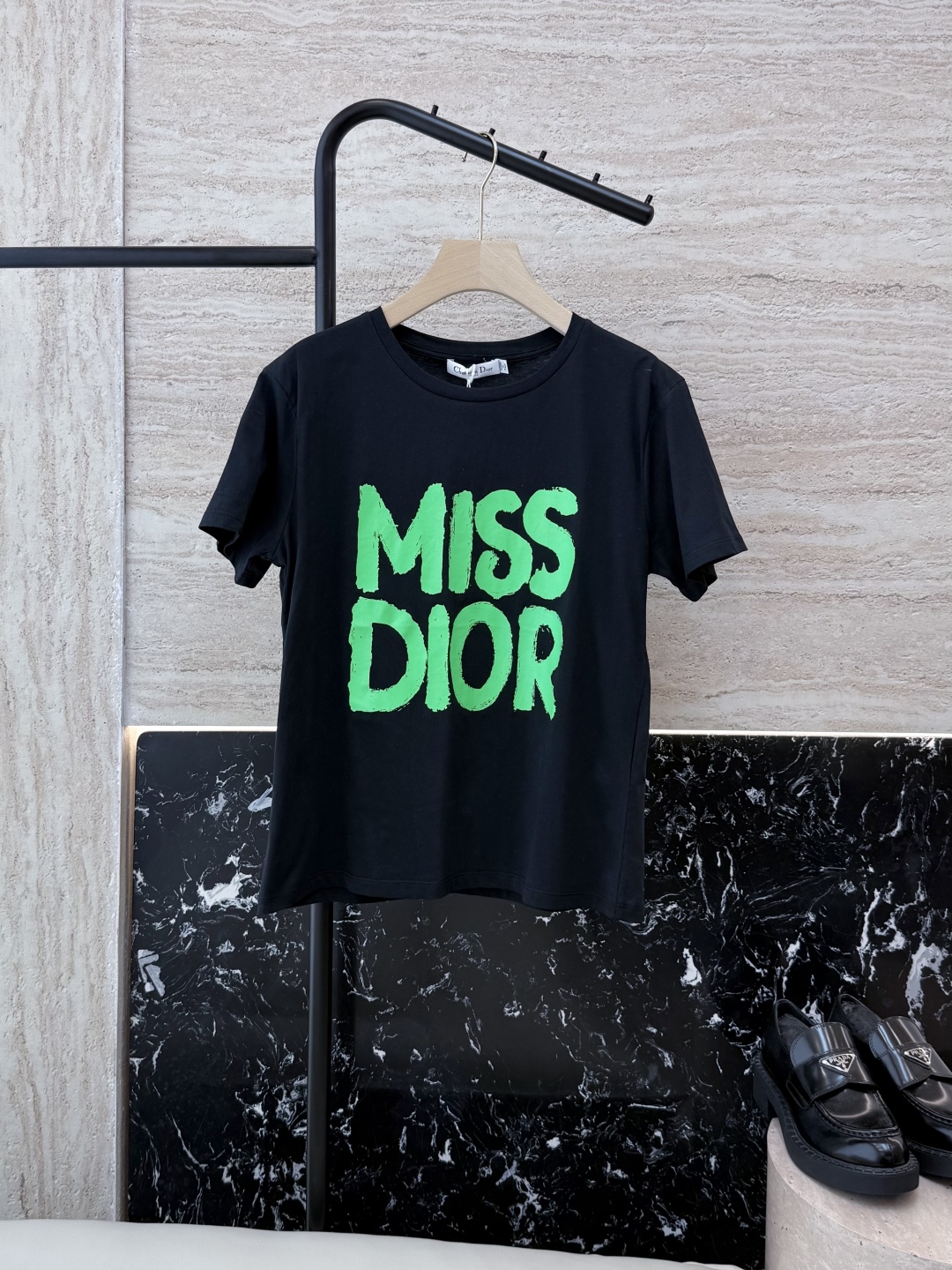 QG054#清仓特价‼️5/10/14
Dior  Miss 字母印花短袖 T恤 绿字 粉字 黄字 SM