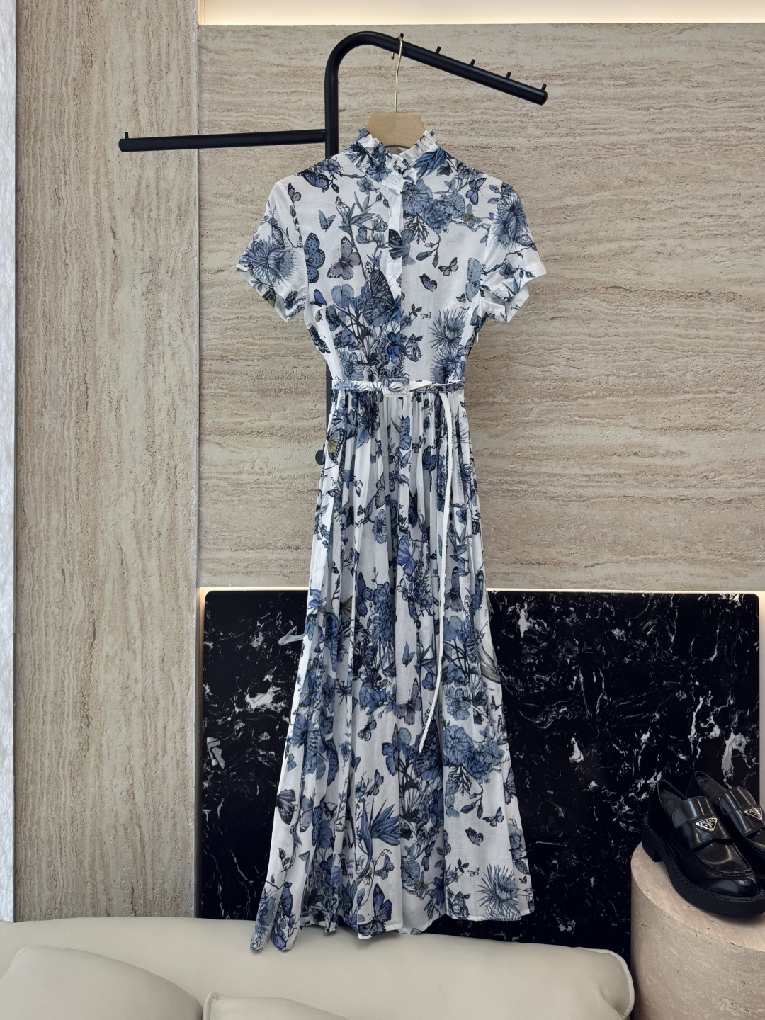 NO:319266,XF004# new dress Dior blue butterfly floral print Large short-sleeved cotton dress SMLXL,,dior,skirts,T-shirt,alexander wang19860909XF004#新款连衣裙 Dior 蓝色蝴蝶花卉印花 大摆短袖棉料 连衣裙 SMLXL,,dior,skirts,T-shirt,alexander wang,Women's clothing