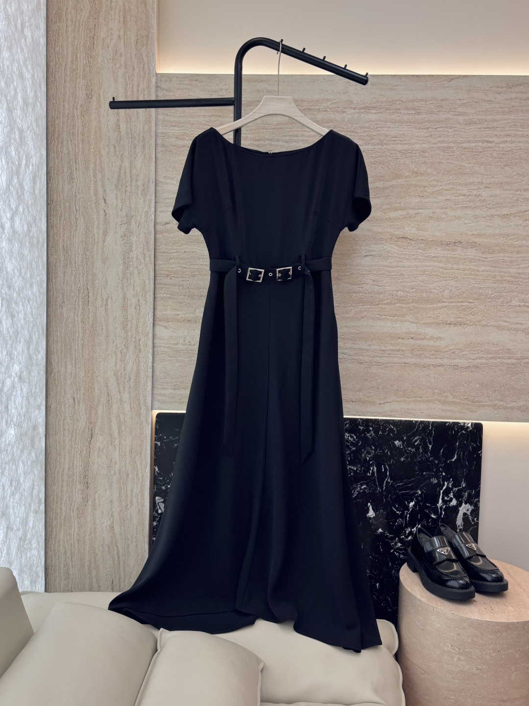 NO:319259,XF033# new dress, one-shoulder, slim waist-hugging short-sleeved dress, beige, black SMLXLXXL,,skirts,T-shirt,alexander wang19860909XF033#新款连衣裙 一字肩 显瘦收腰短袖连衣裙 米色 黑色 SMLXLXXL,,skirts,T-shirt,alexander wang,Women's clothing