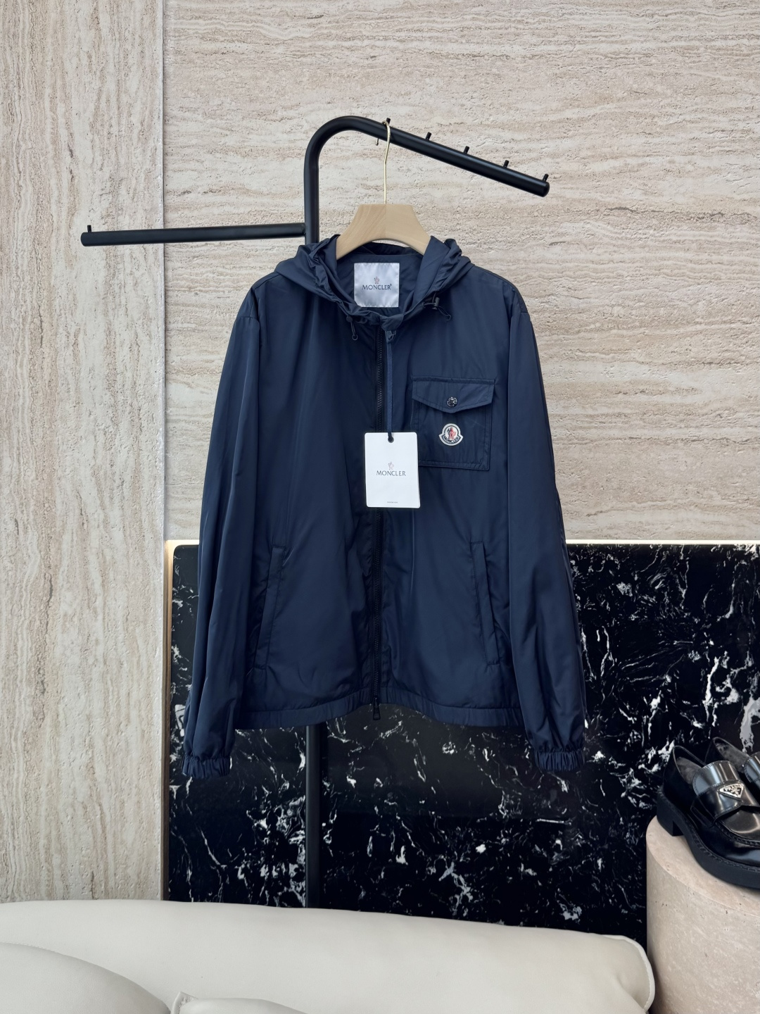 NO:329642,MN053# new jacket Mon masked men and women zippered jacket Two colors 1/2/3/4/5,,Moncler,jackets & coats,alexander wang19860909MN053#新款外套 Mon 蒙口 男女同款 拉链款 长袖外套 两色 1/2/3/4/5,,Moncler,jackets & coats,alexander wang,Women's clothing