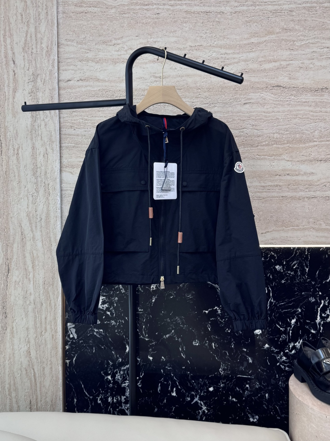 NO:329650,MN055# new jacket Mon masked short windbreaker material Zipper long-sleeved jacket Three colors 0/1/2, Moncler, jackets & coats, alexander wang19860909MN055#新款外套 Mon 蒙口 短款风衣料 拉链款长袖外套 三色 0/1/2,,Moncler,jackets & coats,alexander wang,Women's clothing