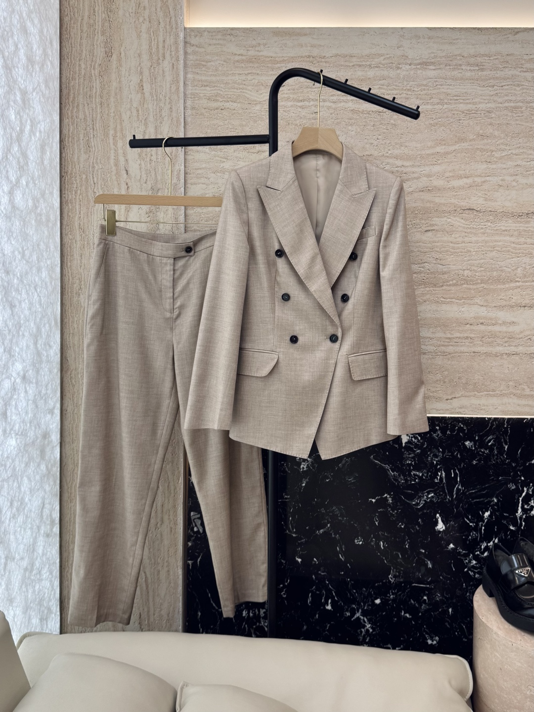 NO:440772,LM011# new suit 15 28 wool long-sleeved blazer trousers suit gray khaki SMLXL,,jackets & coats,business suit,alexander wang19860909LM011#新款套装 15麻 28羊毛 长袖西装外套长裤套装 灰色 卡其色 SMLXL,,jackets & coats,business suit,alexander wang,Women's clothing