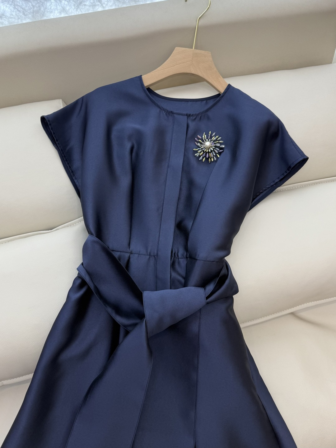 XF034#新款连衣裙💕配胸针 短袖 显瘦收腰短袖连衣裙 蓝色 SMLXLXXL