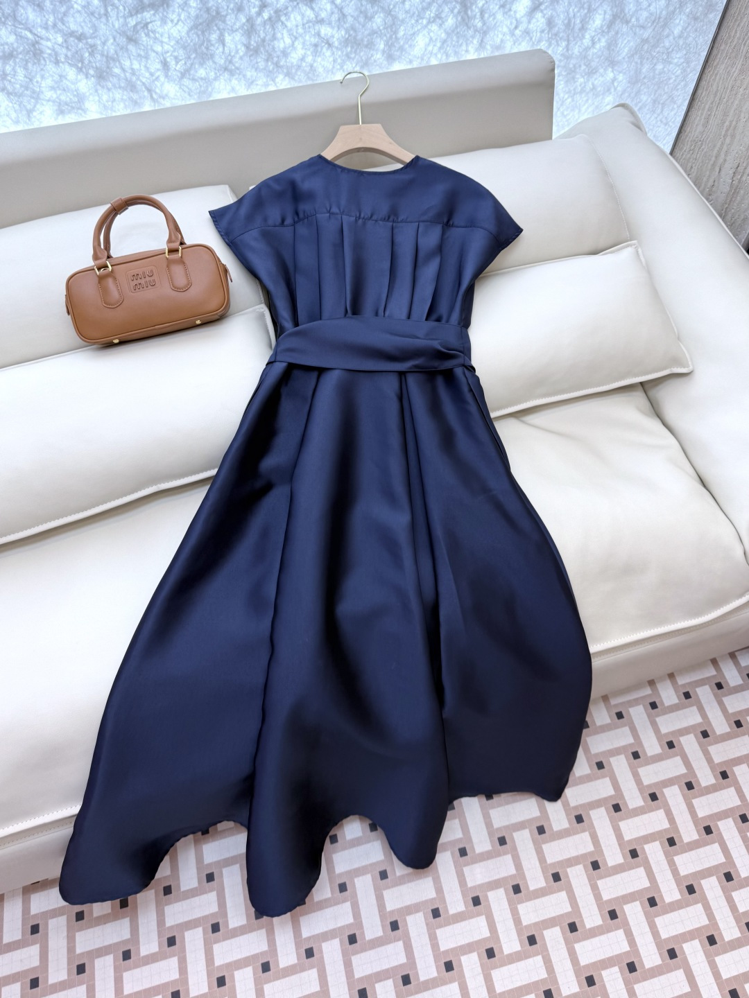 XF034#新款连衣裙💕配胸针 短袖 显瘦收腰短袖连衣裙 蓝色 SMLXLXXL