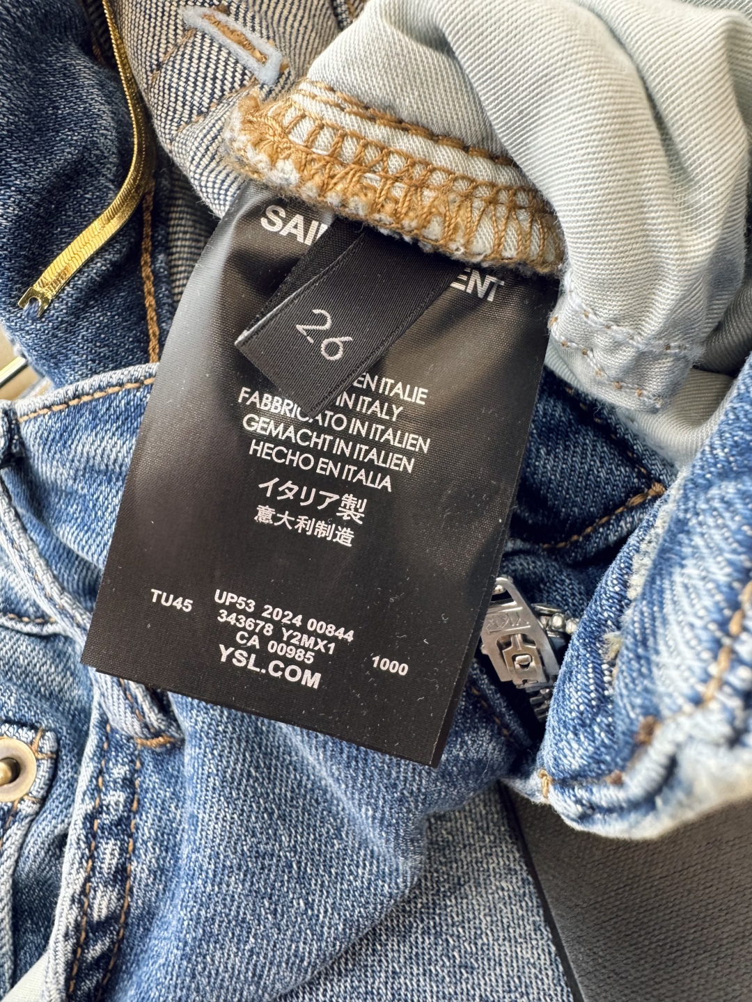 CX079#新款牛仔裤。
YSL 字母印花 牛仔棉显瘦牛仔裤 26-30码