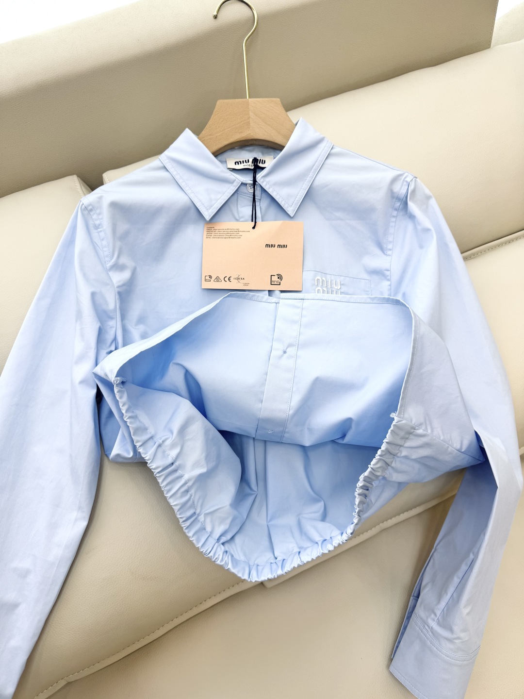 CX069#新款衬衫。
Miu 家 长袖字母绣花衬衫 蓝色 白色 SML