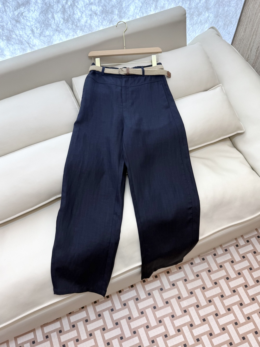 LL028#新款裤子。
25% 亚麻 配腰带 舒适裤子 三色 SMLXL