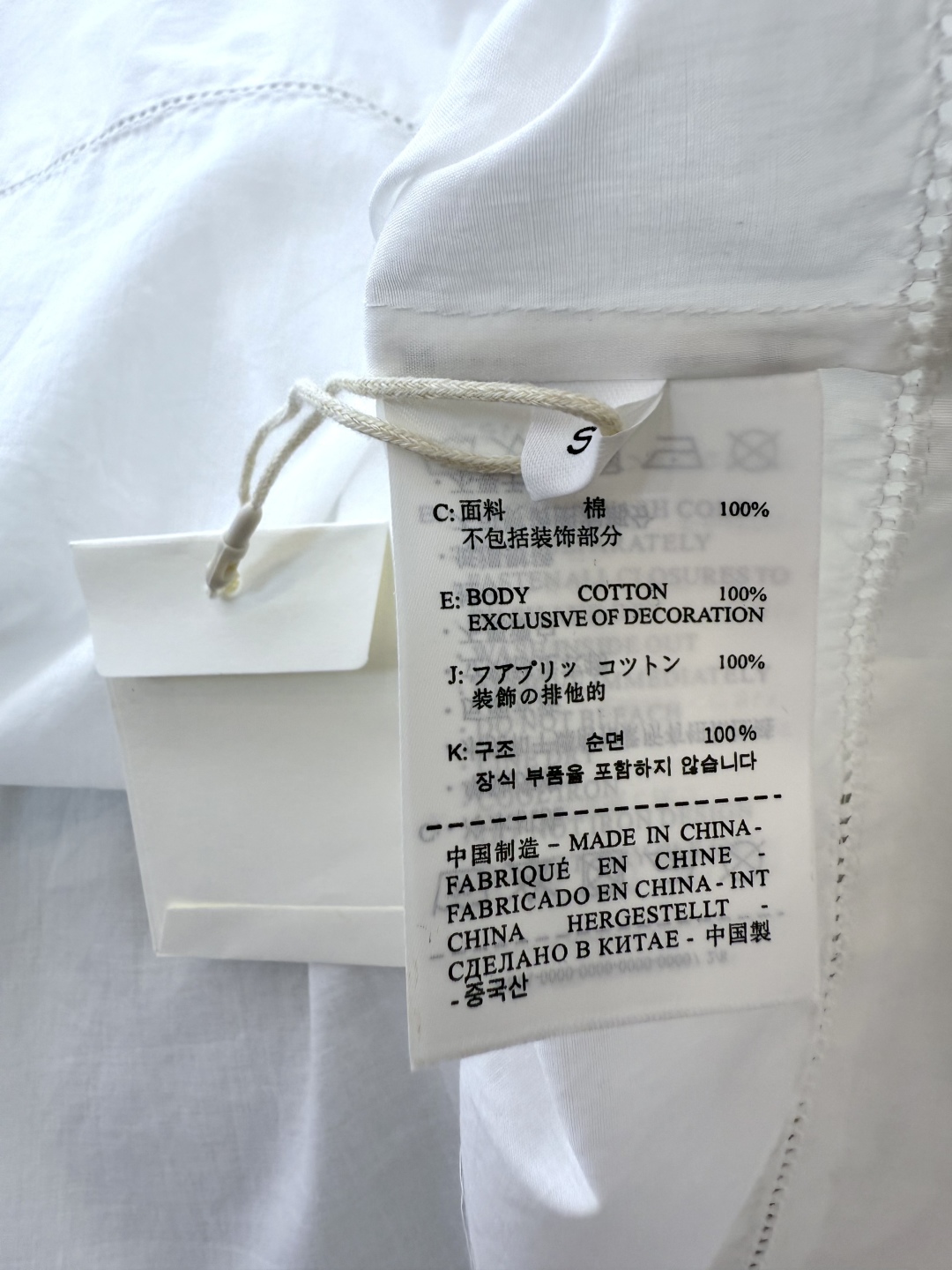 LL029#新款衬衫。
出口单 100% 棉 泡泡袖短袖雅致小上衣 白色 SML