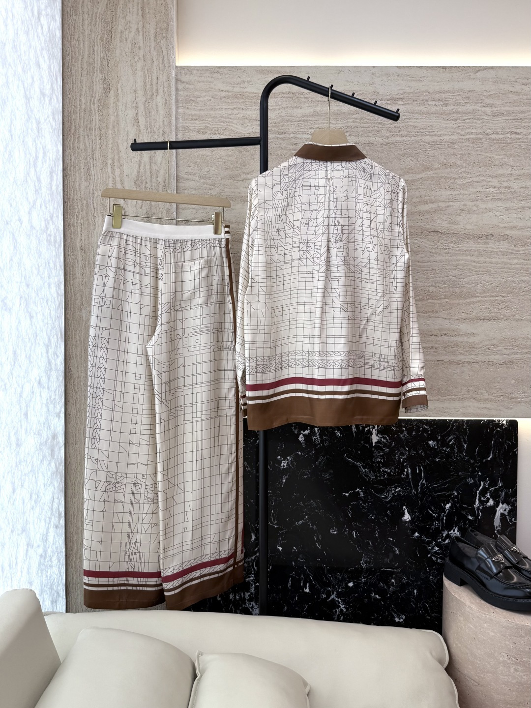 H32537#新款套装💕H家 定位印花100% 真丝衬衫上衣 +真丝印花长裤 套装 S-XL