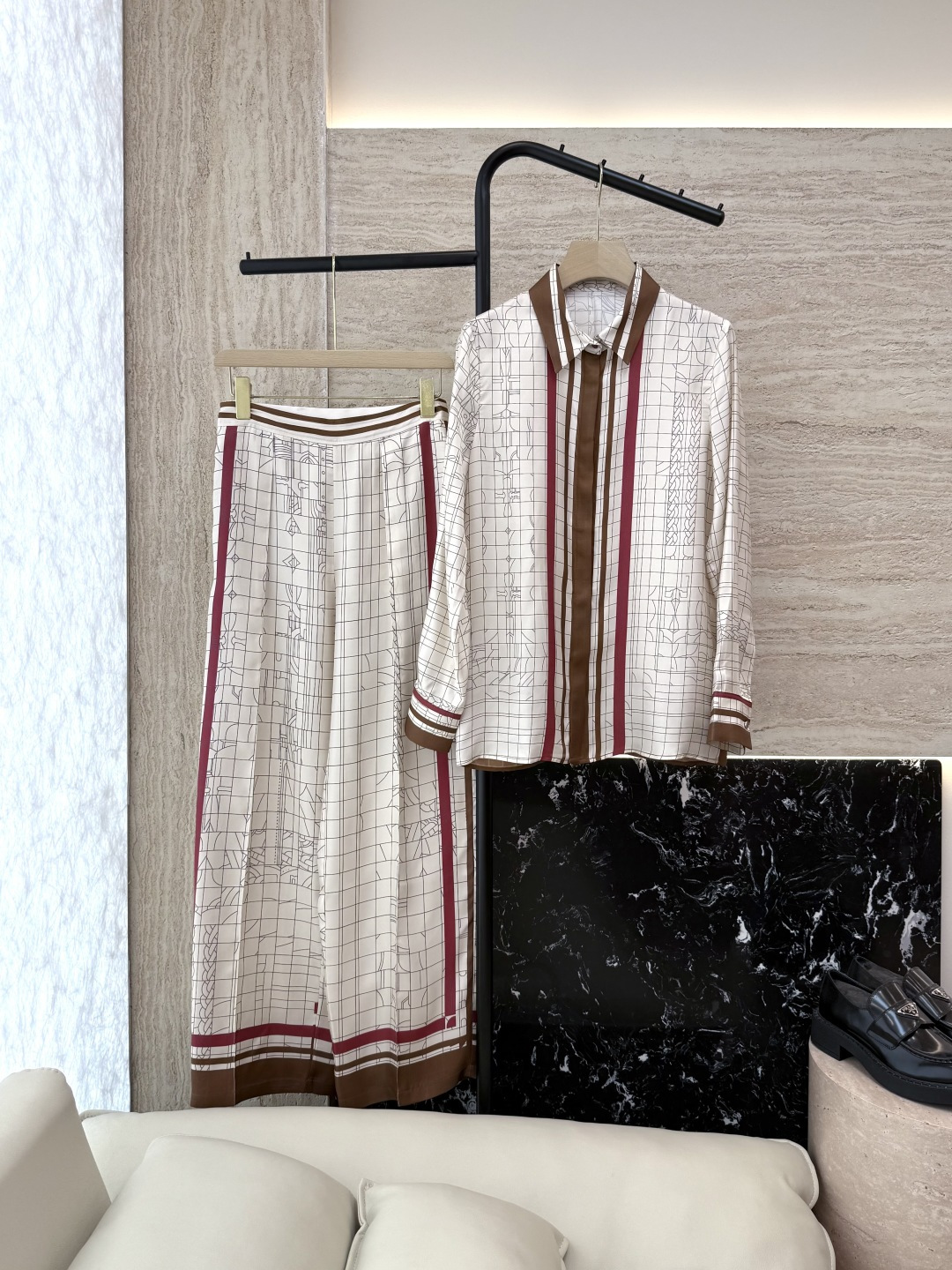 H32537#新款套装💕H家 定位印花100% 真丝衬衫上衣 +真丝印花长裤 套装 S-XL