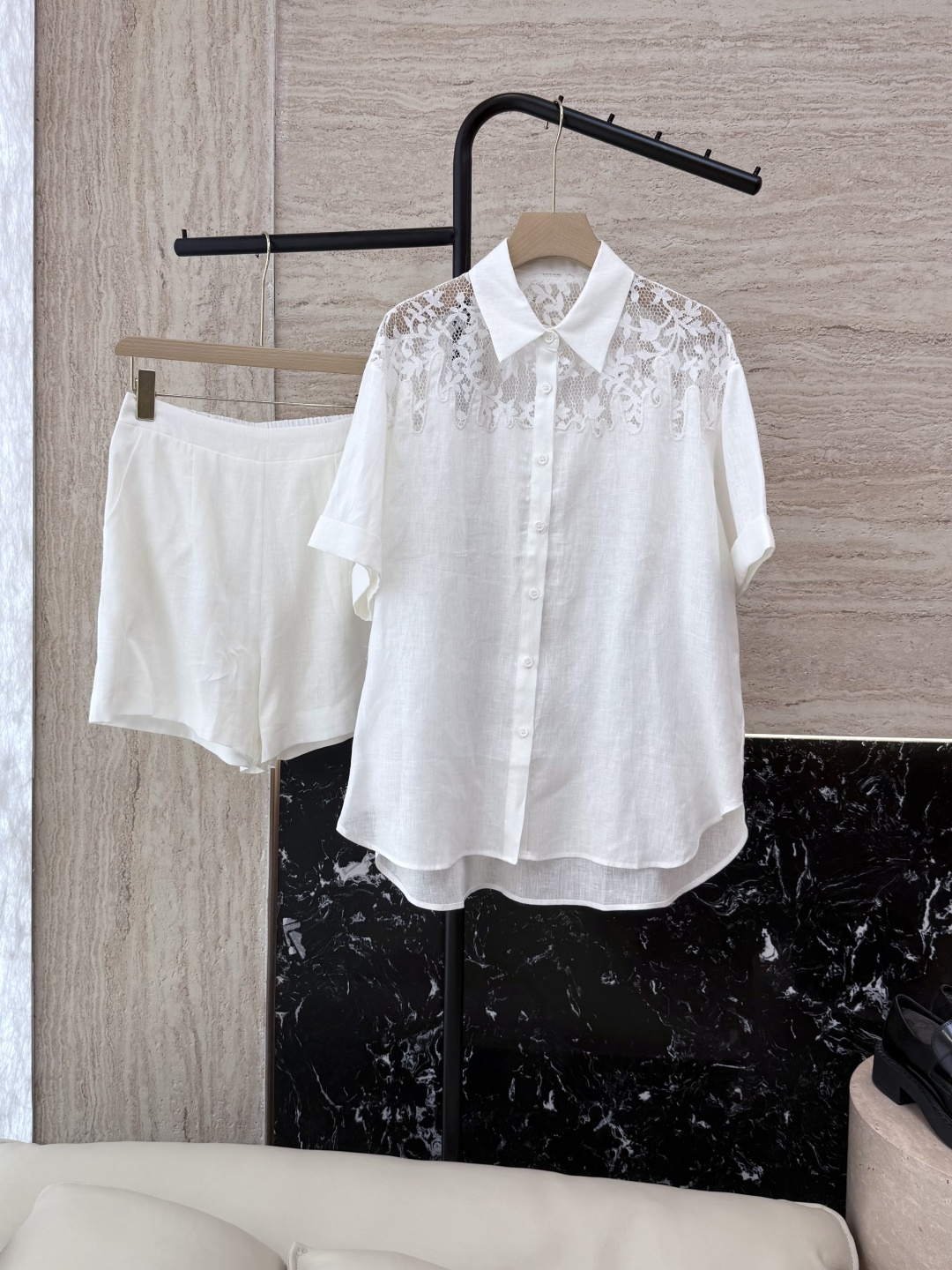 NO:331987,YM037# new suit ES lace embroidery ramie short-sleeved top shorts suit white pink yellow SMLXL,,shorts,T-shirt,alexander wang19860909YM037#新款套装 ES 蕾丝绣花 苎麻 短袖上衣短裤 套装 白色 粉色 黄色 SMLXL,,shorts,T-shirt,alexander wang,Women's clothing