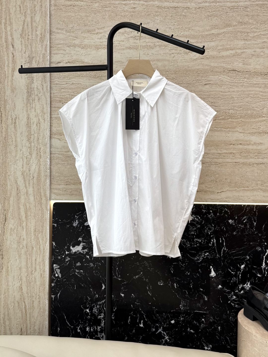 NO:411923,QG0104# new top Max week series short-sleeved shirt apricot white black SML,,shirts,T-shirt,alexander wang19860909QG0104#新款上衣 Max week系列 短袖衬衫 杏色白色 黑色 SML,,shirts,T-shirt,alexander wang,Women's clothing