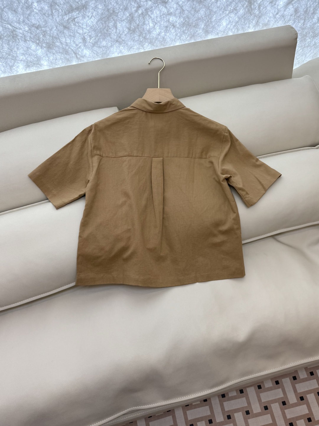 CY055#新款衬衫。
POLO 刺绣logo 短袖 100% 亚麻 衬衫 三色 SML