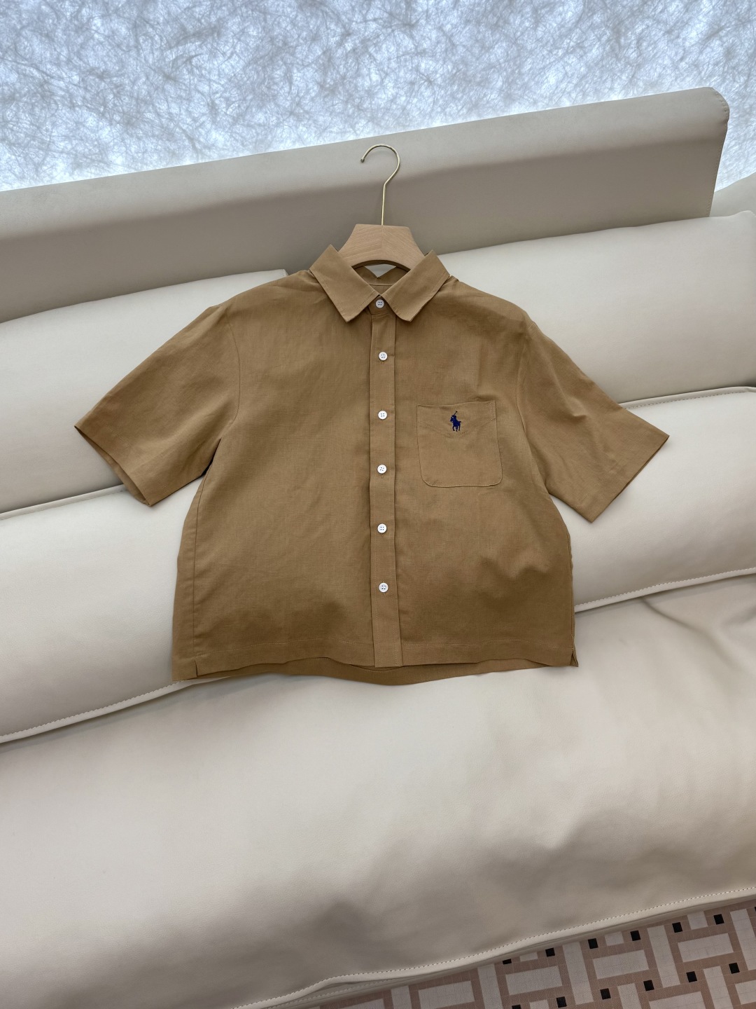 CY055#新款衬衫。
POLO 刺绣logo 短袖 100% 亚麻 衬衫 三色 SML