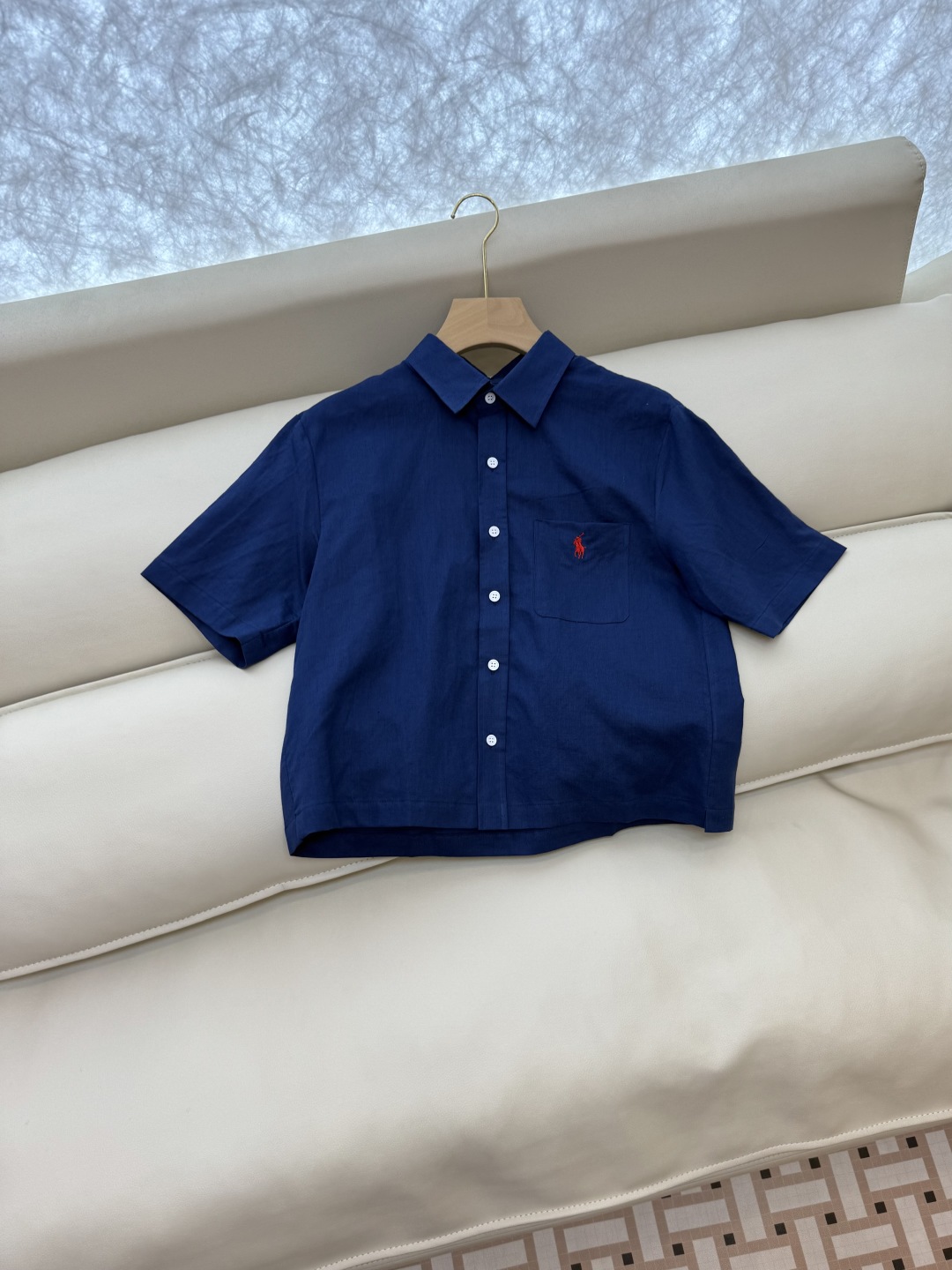 CY055#新款衬衫。
POLO 刺绣logo 短袖 100% 亚麻 衬衫 三色 SML