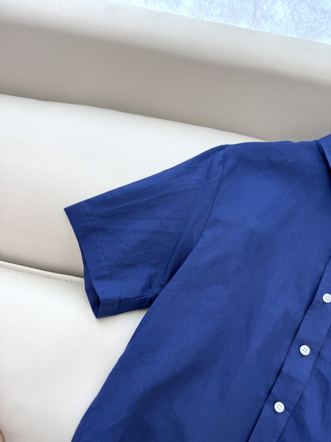 CY055#新款衬衫。
POLO 刺绣logo 短袖 100% 亚麻 衬衫 三色 SML