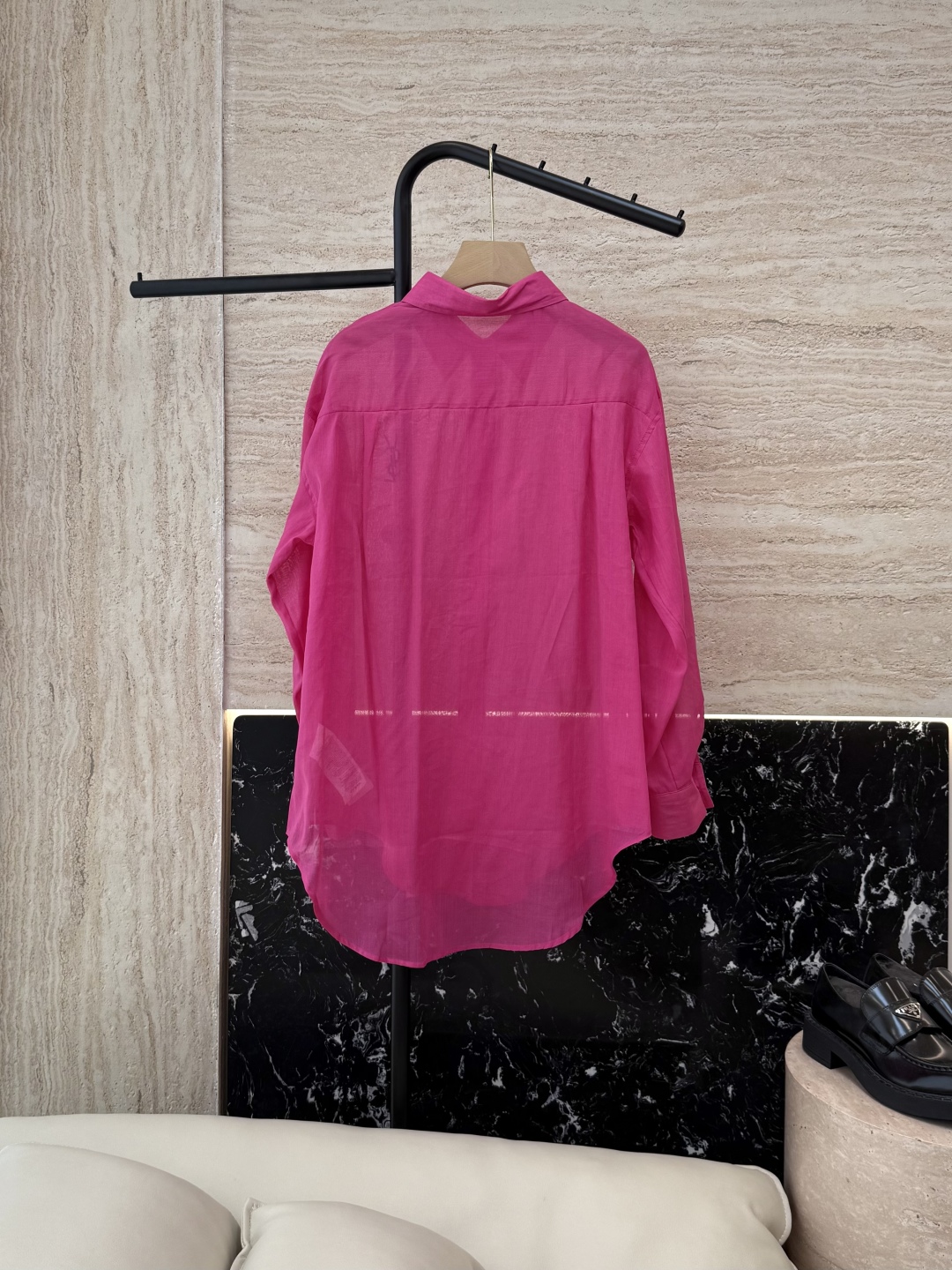 CY056#新款衬衫。
YSL 字母绣花 长袖防晒100% 苎麻长袖衬衫 四色 SML