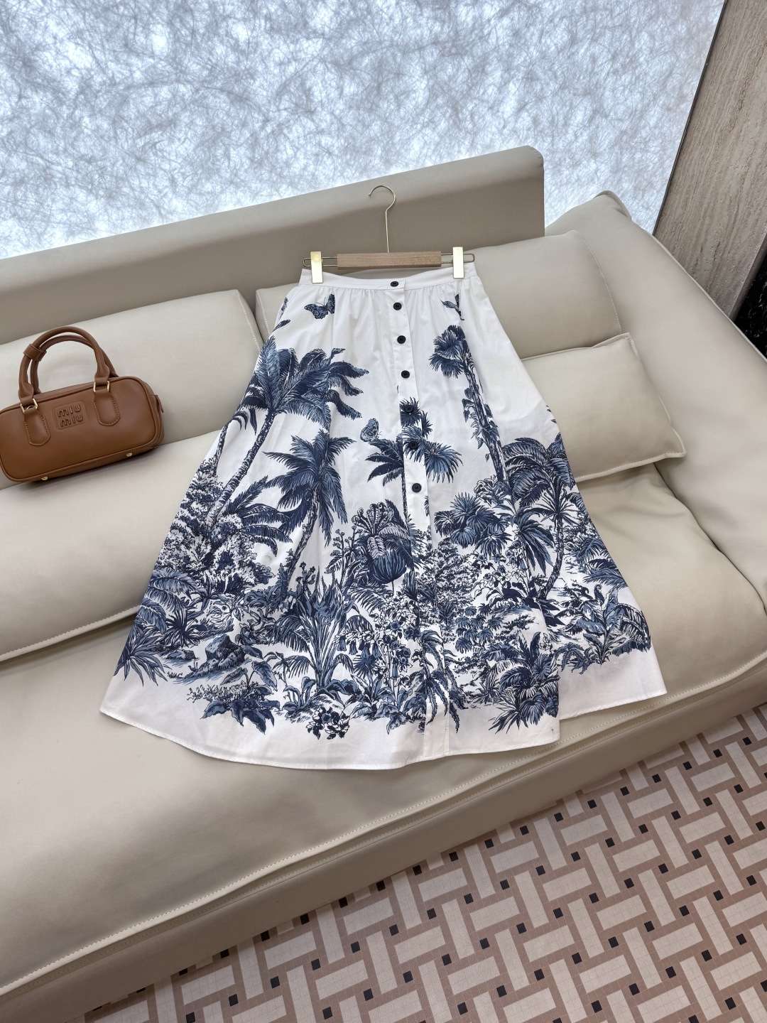 BS0913#新款半裙。
Dior 100% 棉  海岛 椰树印花半裙 SMLXL