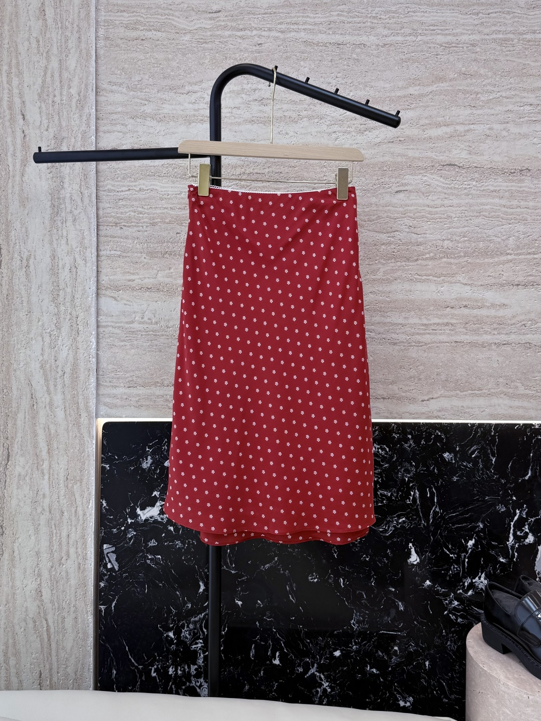 NO:423279,YML029# new skirt silk printed daisy silk skirt two colors SMLXL, skirts, real silk, alexander wang19860909YML029#新款半裙 真丝 印花小雏菊 真丝半裙 两色 SMLXL,,skirts,real silk,alexander wang,Women's clothing