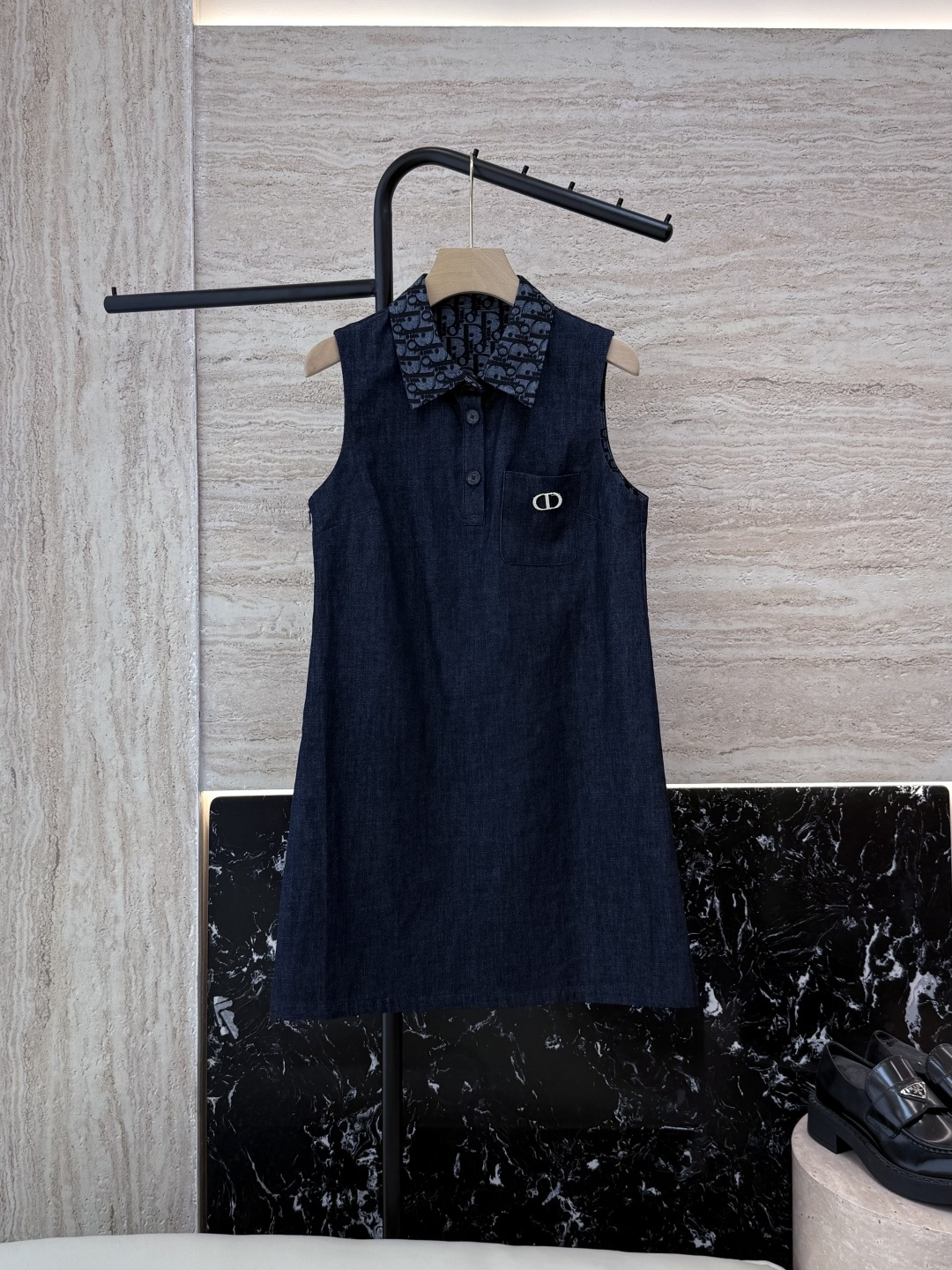 NO:425086,CX0105# new dress Dior old-fashioned dark pattern inner denim cotton sleeveless dress SML, dior, skirts, alexander wang19860909CX0105#新款连衣裙 Dior 老花暗纹内里 牛仔棉 无袖连衣裙 SML,,dior,skirts,alexander wang,Women's clothing