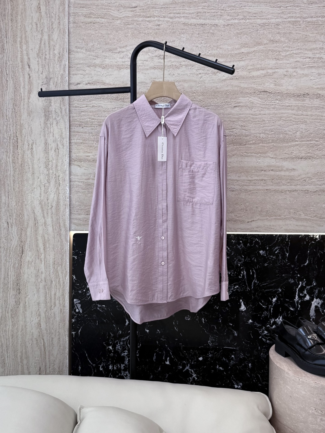 NO:425114,CX0109# new shirt Dior bee embroidery sunscreen long-sleeved shirt three colors SML,,dior,shirts,alexander wang19860909CX0109#新款衬衫 Dior 小蜜蜂刺绣 防晒长袖衬衫 三色 SML,,dior,shirts,alexander wang,Women's clothing