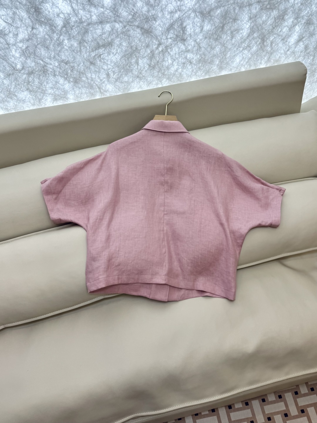 BS0917#新款衬衫。
L% 亚麻 短袖宽松款 衬衫 粉色 白色 36/38/40/42 