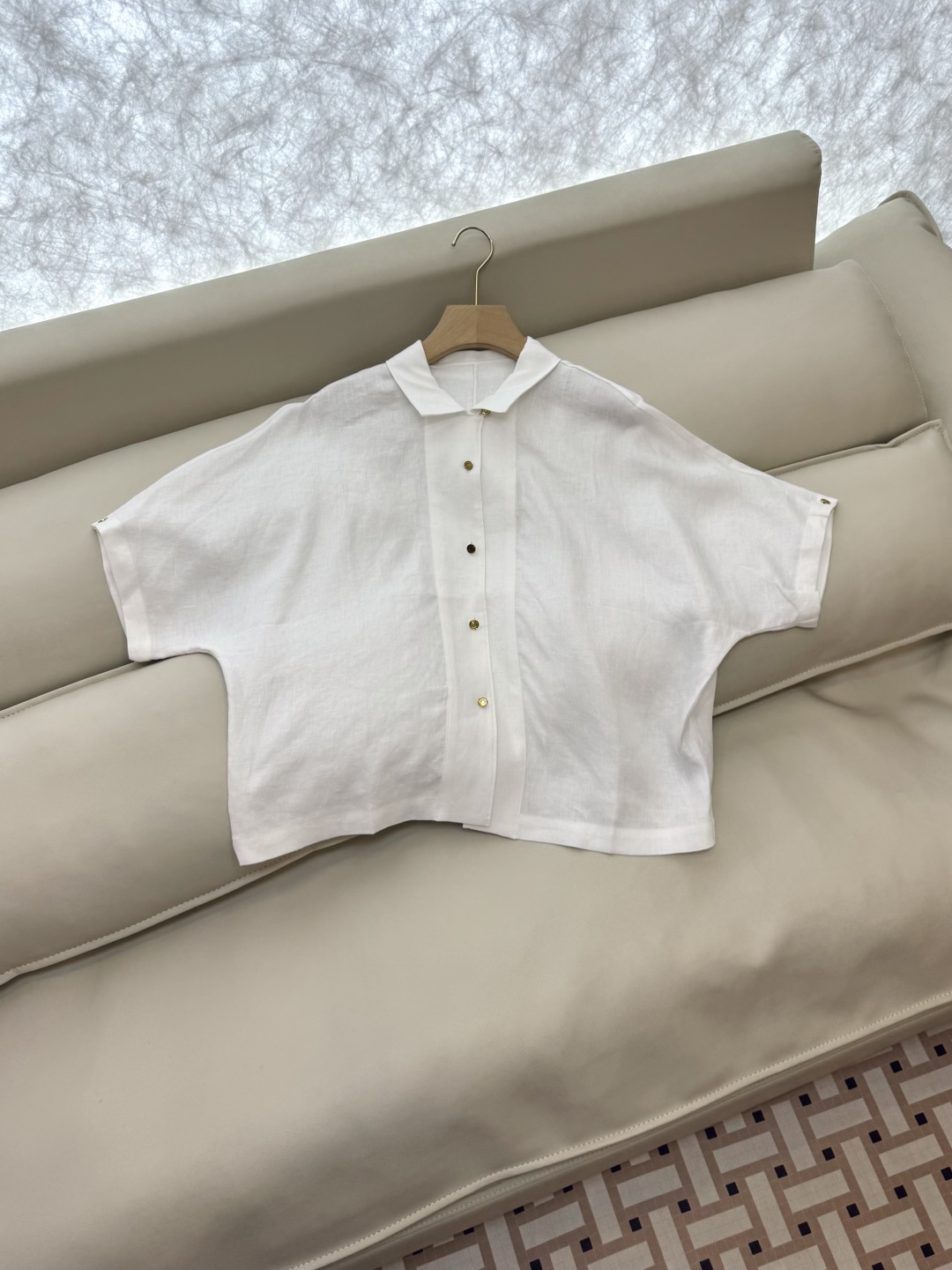 BS0917#新款衬衫。
L% 亚麻 短袖宽松款 衬衫 粉色 白色 36/38/40/42 