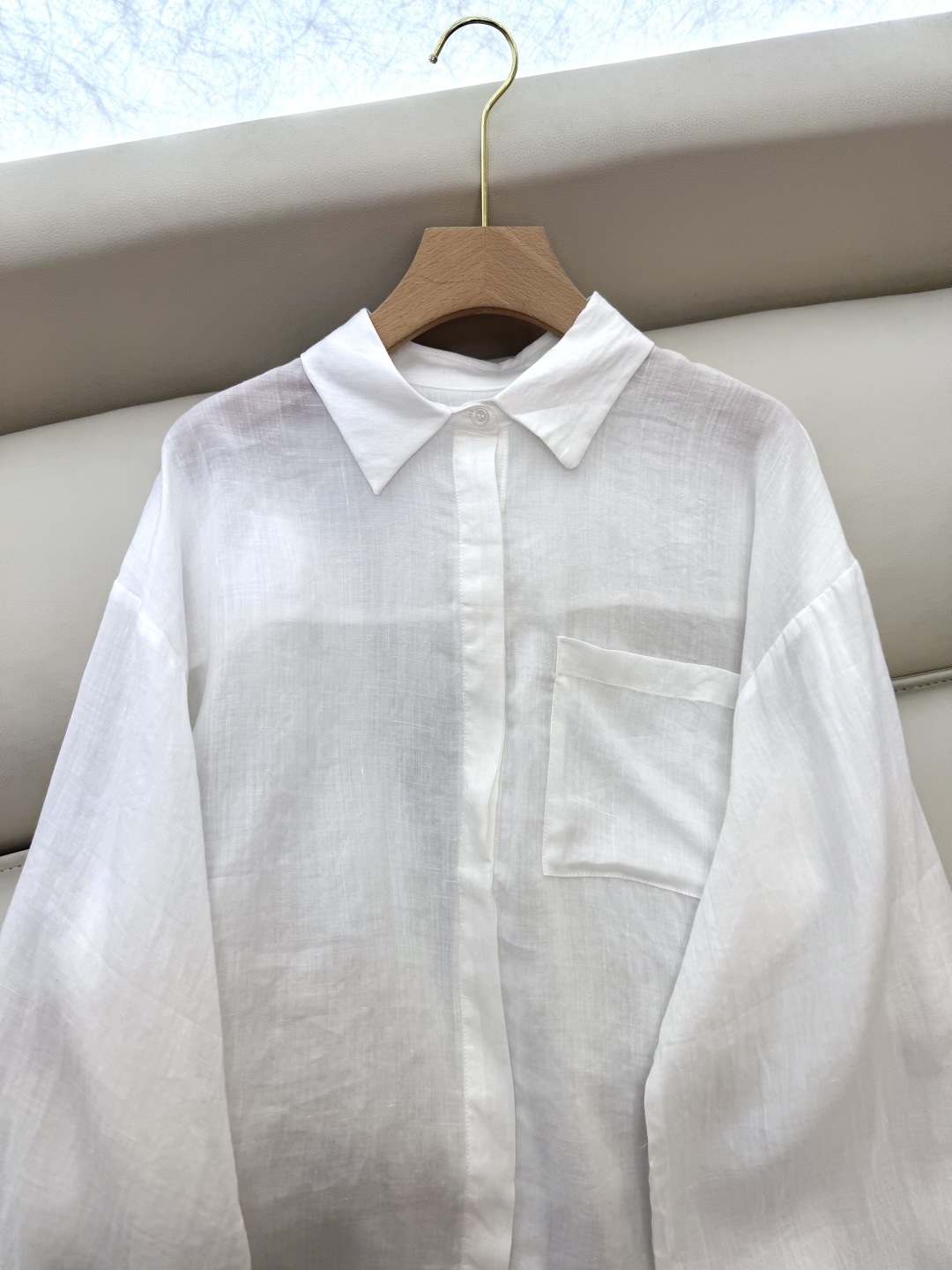 LZ25048#新款衬衫。
BC 100% 苎麻 长袖链条装饰衬衫 白色 SML
