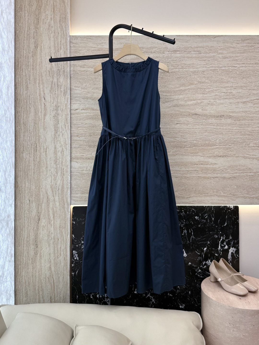 NO:429191,YJT005# dress max cotton sleeveless navy blue vest dress 36/38/40,,skirts,alexander wang19860909YJT005#连衣裙 max 棉料无袖 藏蓝色 背心连衣裙 36/38/40,,skirts,alexander wang,Women's clothing