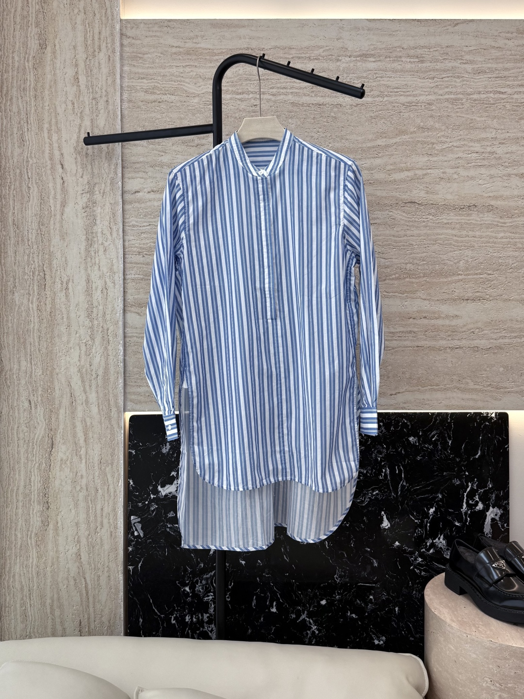 NO:433004,YJT018# Toteme Minimalist style Striped shirt long 34/36/38/40/42,,shirts,alexander wang19860909YJT018# Toteme 极简风 条纹衬衫长款 34/36/38/40/42,,shirts,alexander wang,Women's clothing