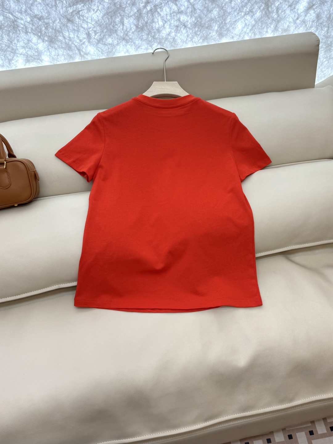 YJT014#特批160‼️
Max 字母绣花 极简风 短袖T恤 S/M/L/XL