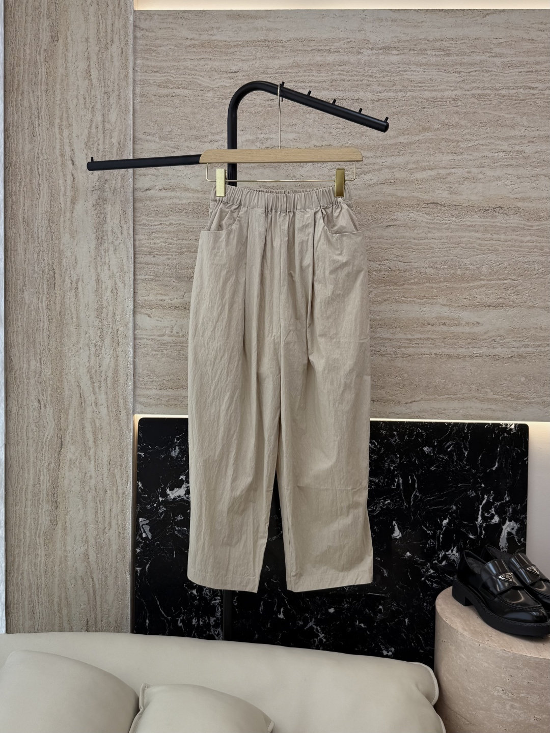 NO:431386,LZ23048# BC Imported combed cotton Large factory goods Solid color trousers Pink Apricot SML,,alexander wang19860909LZ23048# BC 进口精梳棉 大厂货 纯色长裤 粉色 杏色 SML,,alexander wang,Women's clothing