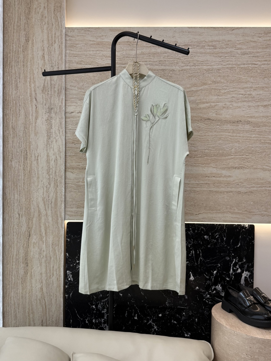 NO:434089,FL010# Guo Style 90 Acetate Hollow embroidered short sleeves Dress Mint green Black 36/38/40/42,,skirts,T-shirt,alexander wang19860909FL010# 国风 90醋酸 镂空刺绣短袖 连衣裙 薄荷绿 黑色 36/38/40/42,,skirts,T-shirt,alexander wang,Women's clothing