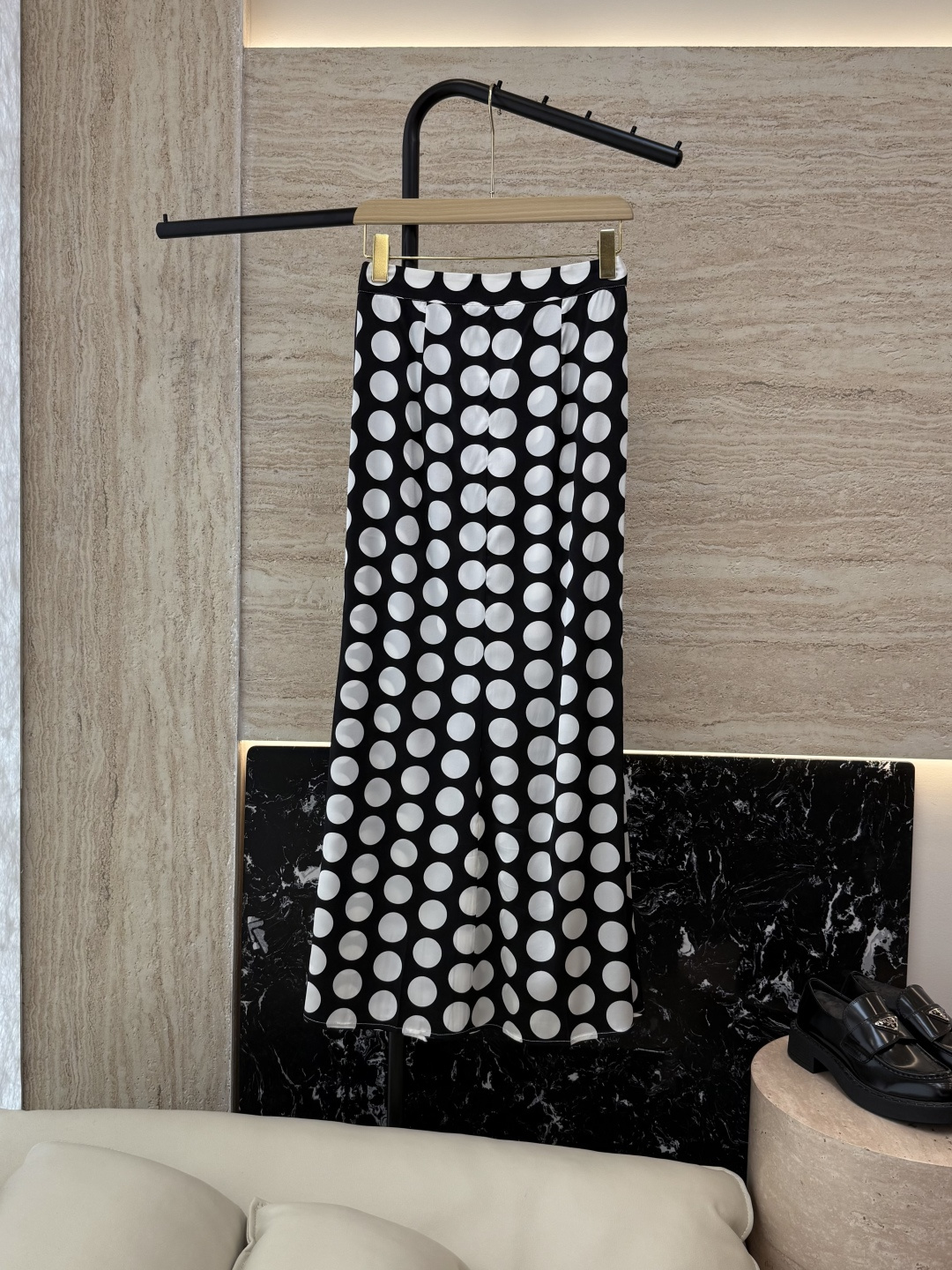 NO:434096,FL021# Silk Polka dot print Silk skirt 36/38/40,,skirts,real silk,alexander wang19860909FL021# 真丝 波点印花 真丝半裙 36/38/40,,skirts,real silk,alexander wang,Women's clothing