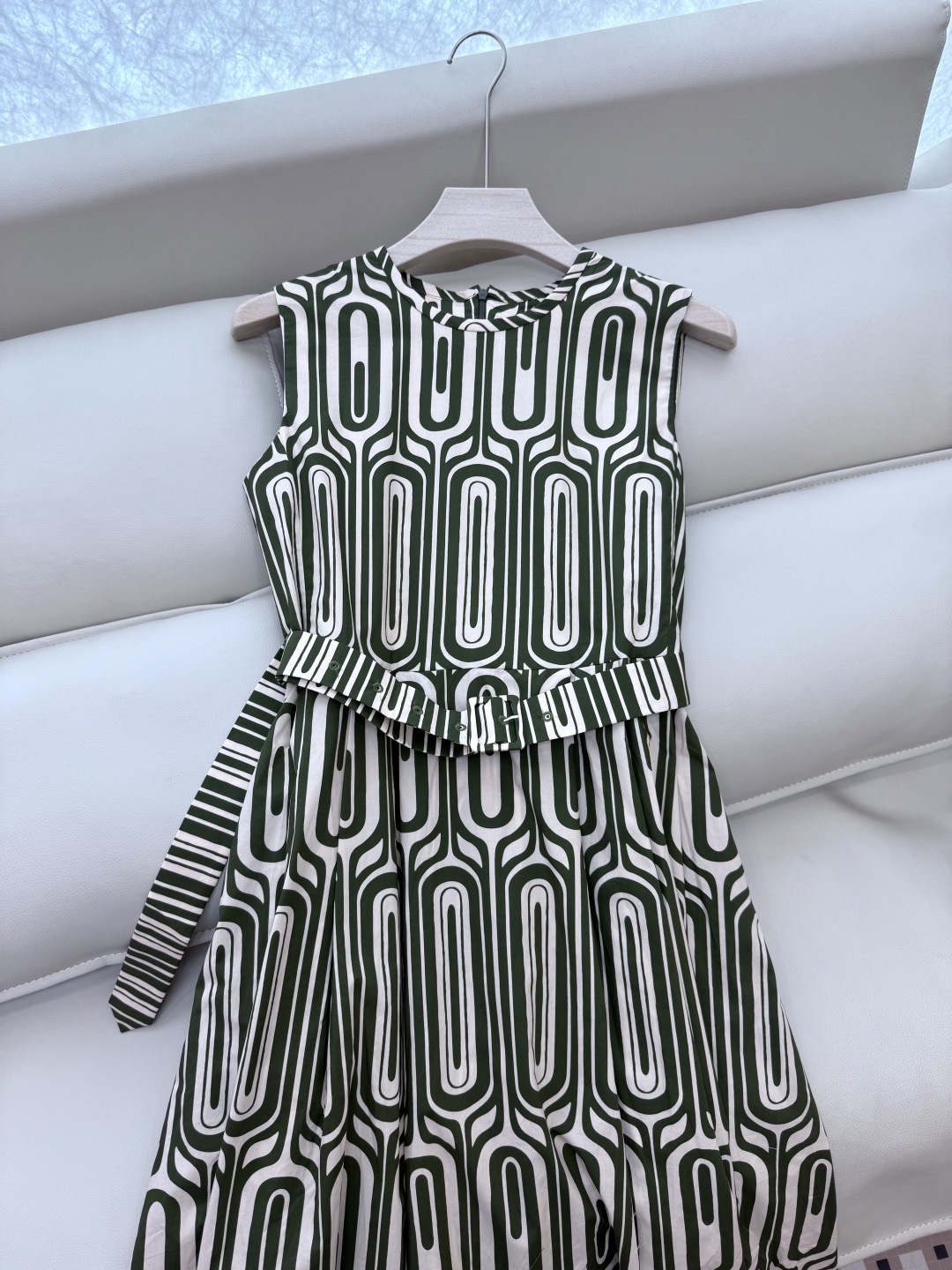 BS319#新款连衣裙。
max mara 100% 棉 几何图形印花无袖连衣裙 绿色 36/38/40