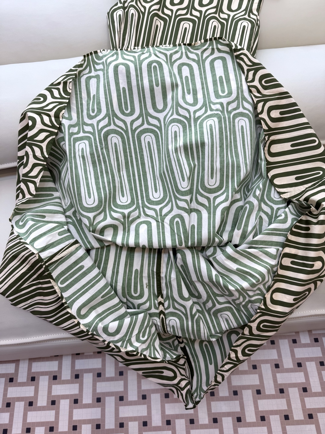 BS319#新款连衣裙。
max mara 100% 棉 几何图形印花无袖连衣裙 绿色 36/38/40