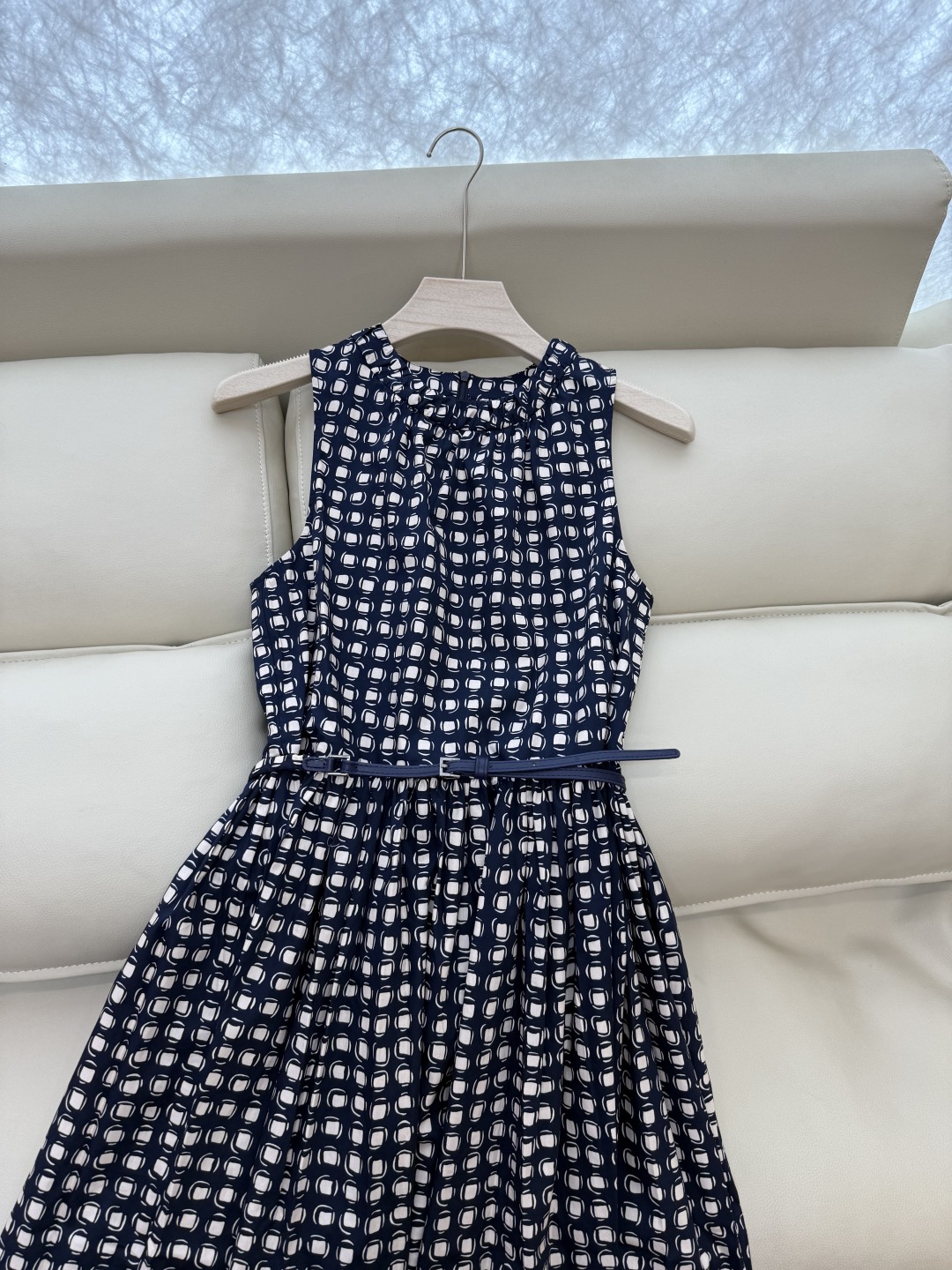 BS272#新款连衣裙。
max mara 100% 棉 几何图形印花无袖连衣裙 36/38/40/42