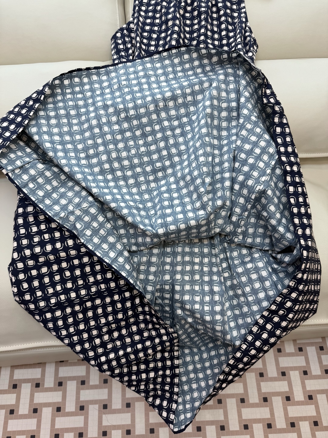 BS272#新款连衣裙。
max mara 100% 棉 几何图形印花无袖连衣裙 36/38/40/42