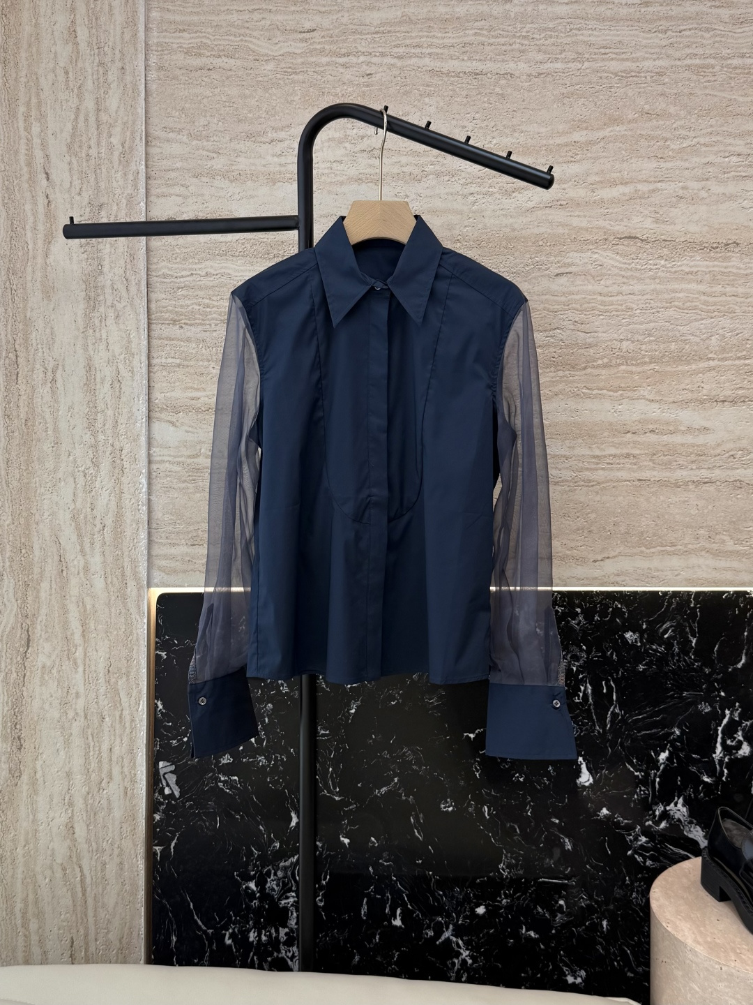 NO:436761,T046#SL BC silk gantian long sleeve spliced ​​navy blue shirt SML, shirts, real silk, alexander wang19860909T046#SL BC 真丝欧根纱长袖拼接藏蓝色衬衫 SML,,shirts,real silk,alexander wang,Women's clothing