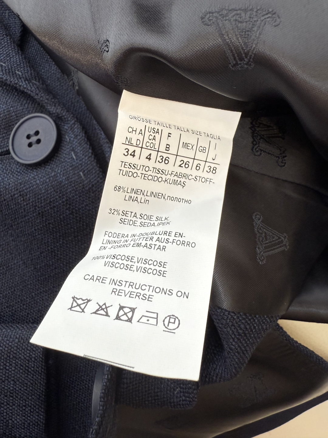 TF021#新款套装。
Max mara 68%亚麻 32%真丝 长袖西装外套 ➕长裤 套装 焦糖色  