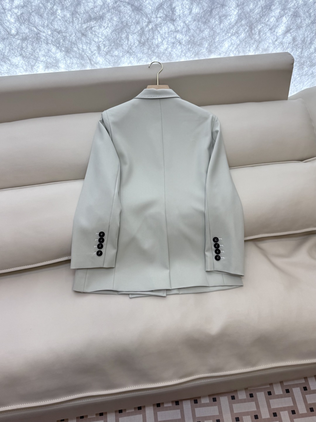 TF033A#新款外套。
Max mara 60%羊毛 长袖西装外套 薄荷绿 米白色 36/38/40/