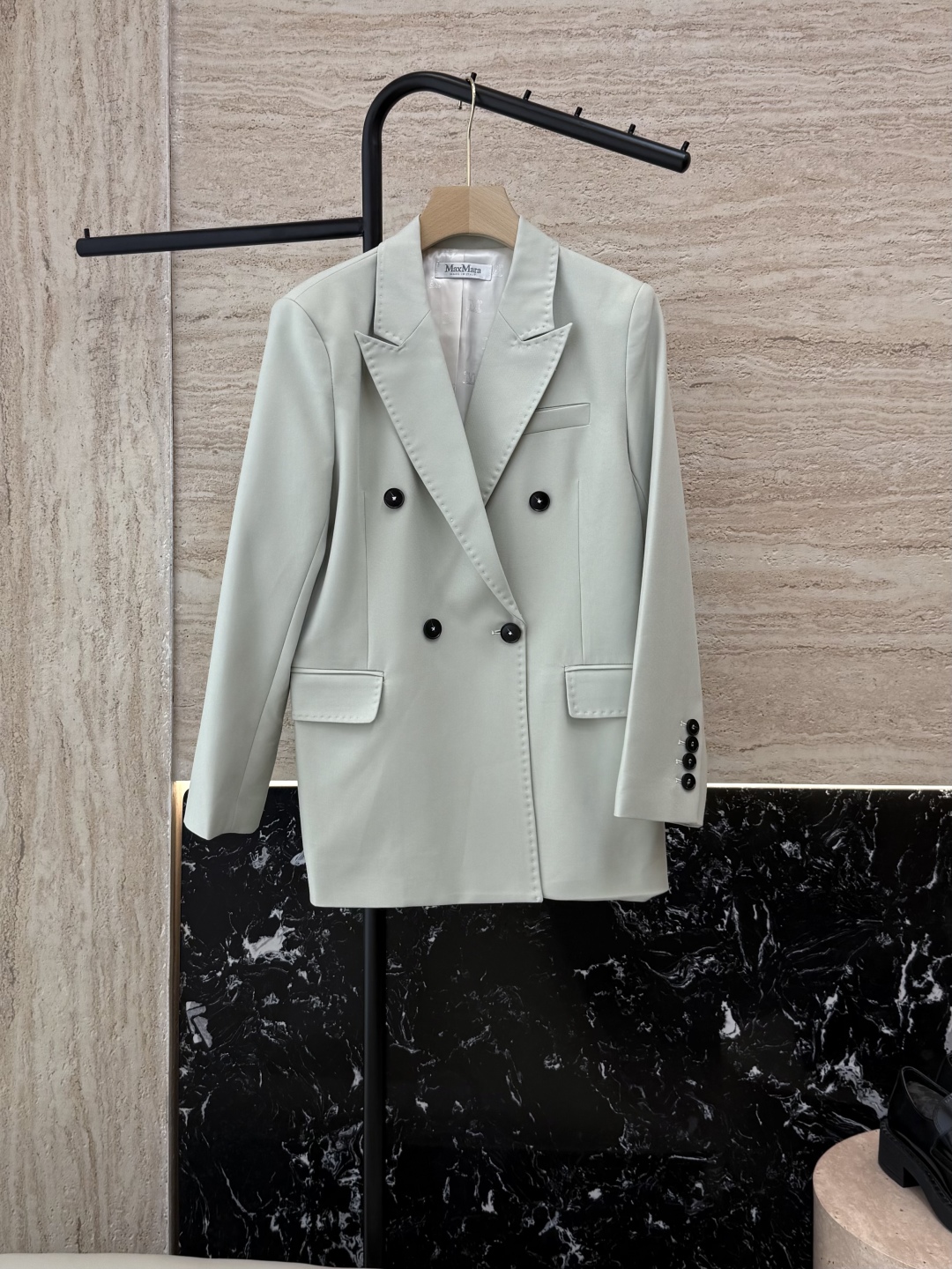 TF033A#新款外套。
Max mara 60%羊毛 长袖西装外套 薄荷绿 米白色 36/38/40/