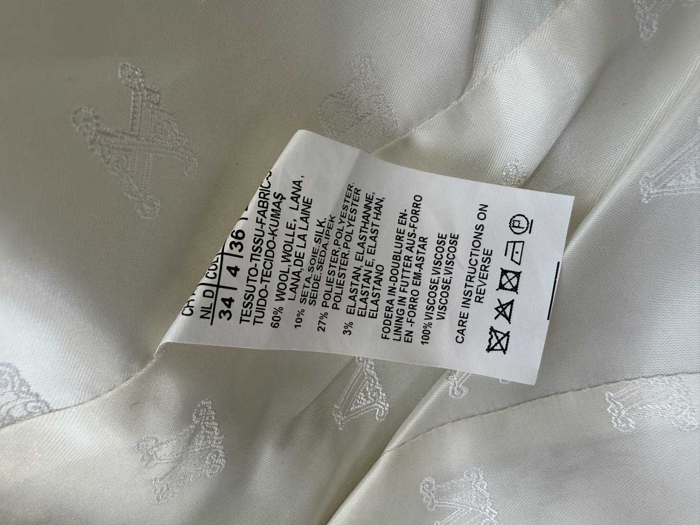 TF033A#新款外套。
Max mara 60%羊毛 长袖西装外套 薄荷绿 米白色 36/38/40/