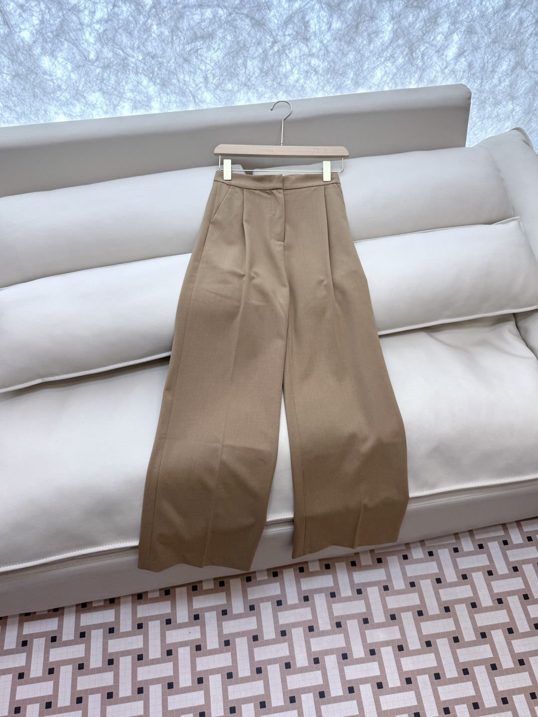 XZ098#新款套装🌾MQ 麦昆 经典爆款 50% 羊毛 西装外套➕长裤套装 黑色 杏色 SMLXL