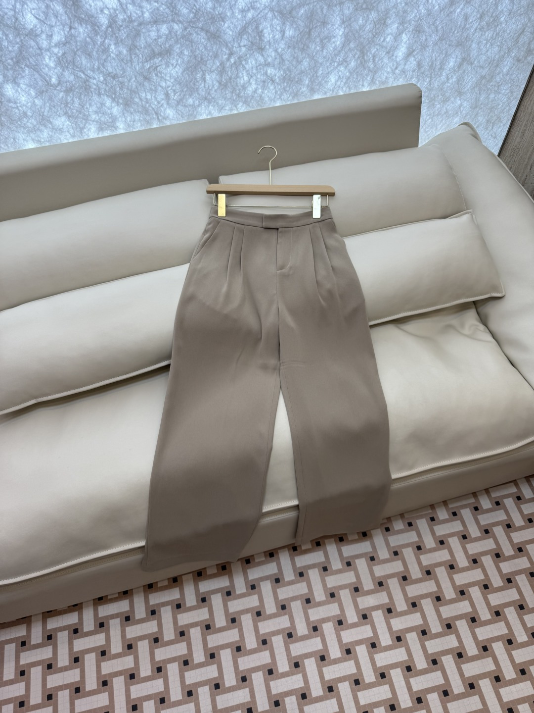 TF064#新款套装。Max mara 30%醋酸 长袖西装外套 ➕长裤 套装 沙色 36/38/40/