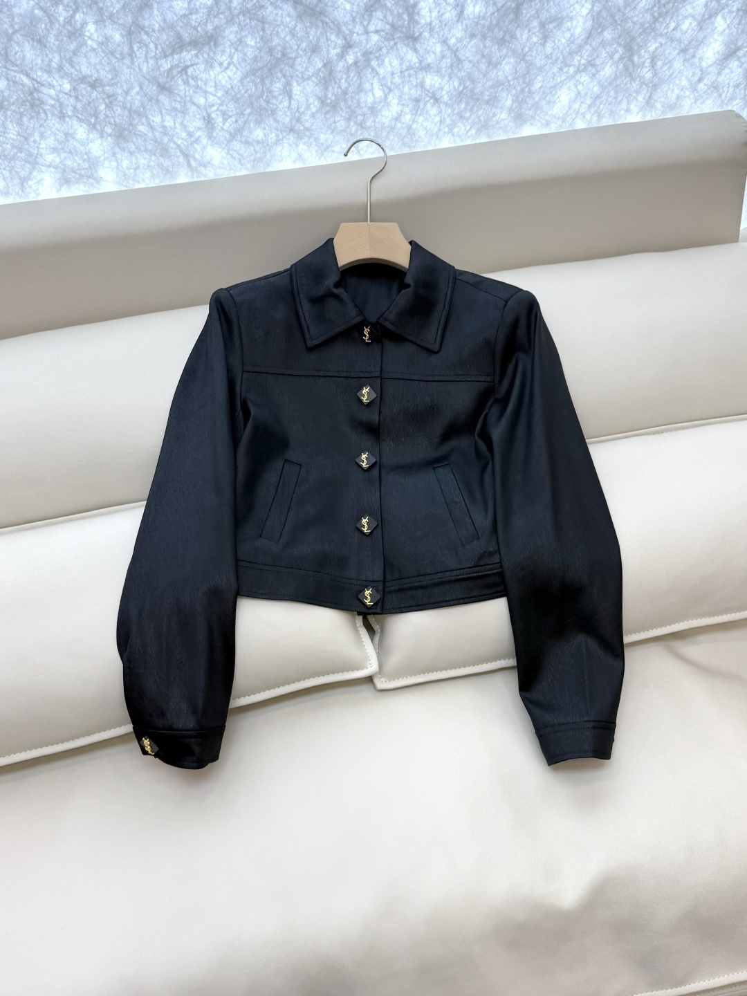 XZ0107#新款外套🌾YSL 100% 醋酸 提花 长袖外套 黑色 白色SMLXL